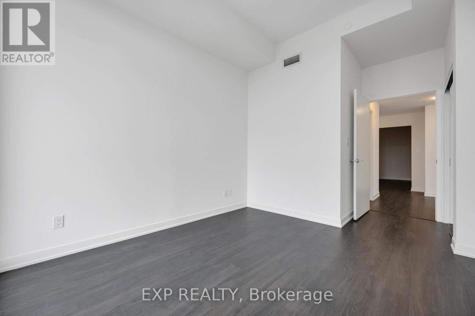 1806 - 8119 BIRCHMOUNT ROAD Image 27