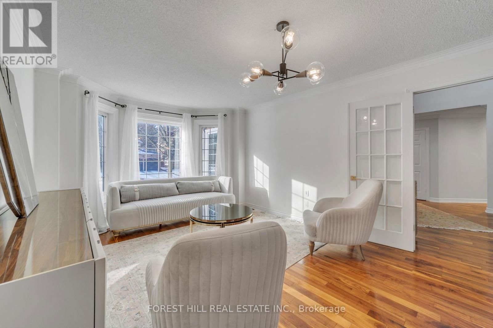 27 GROVEPARK STREET Image 10