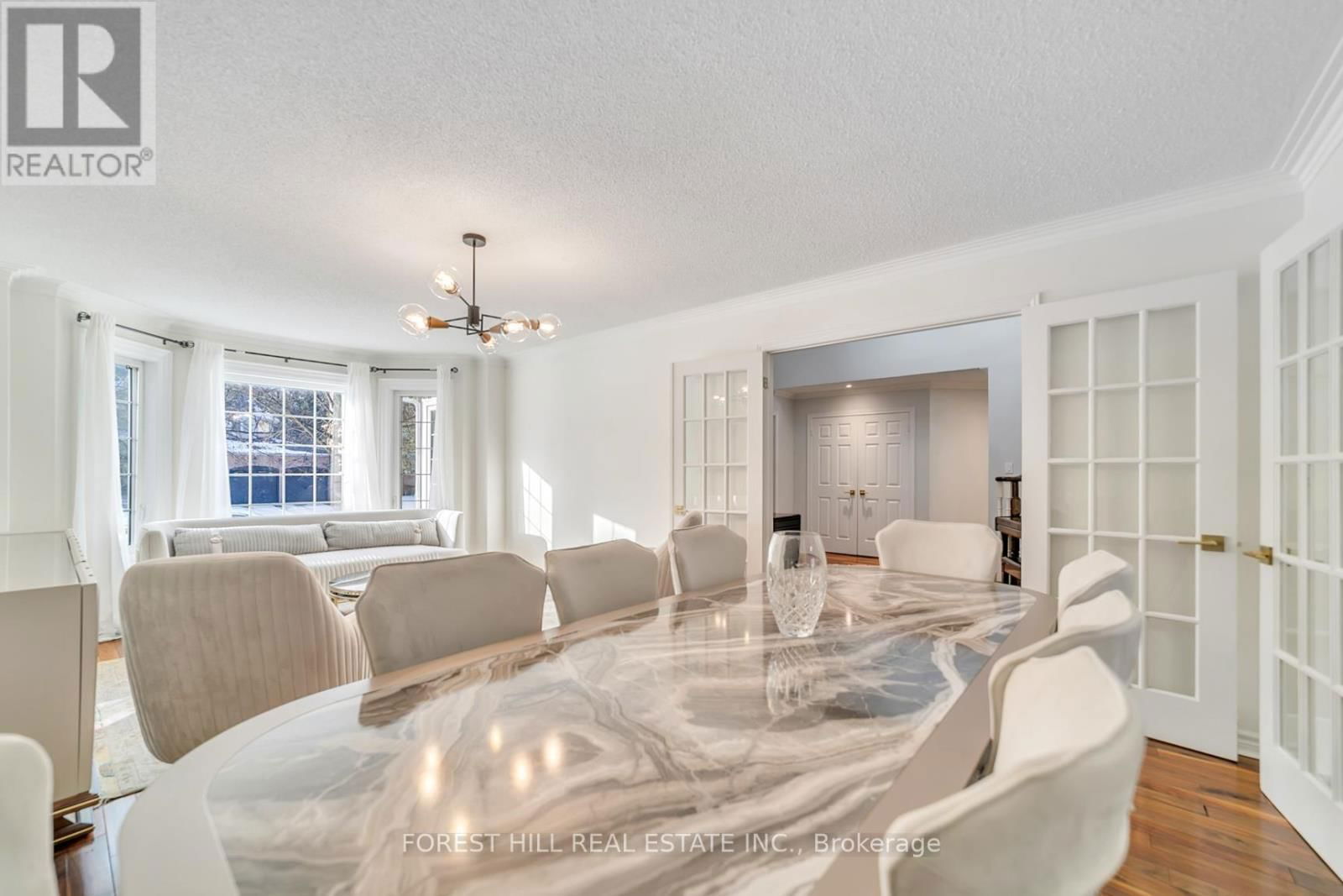 27 GROVEPARK STREET Image 15