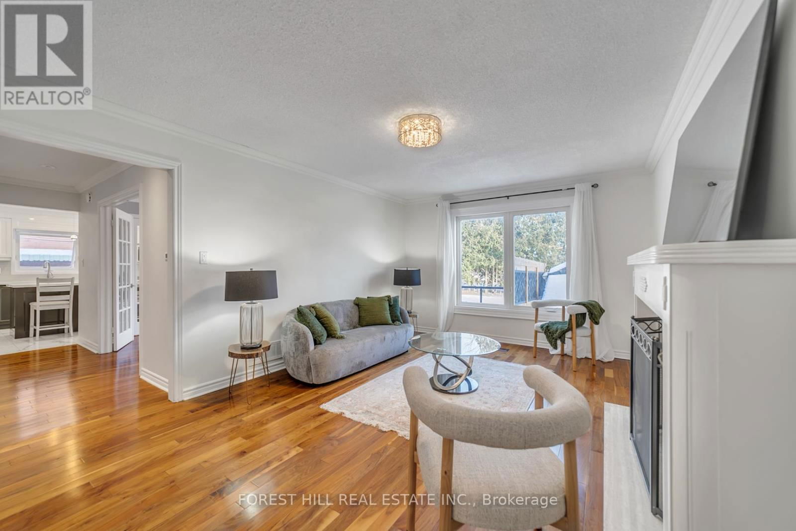 27 GROVEPARK STREET Image 19