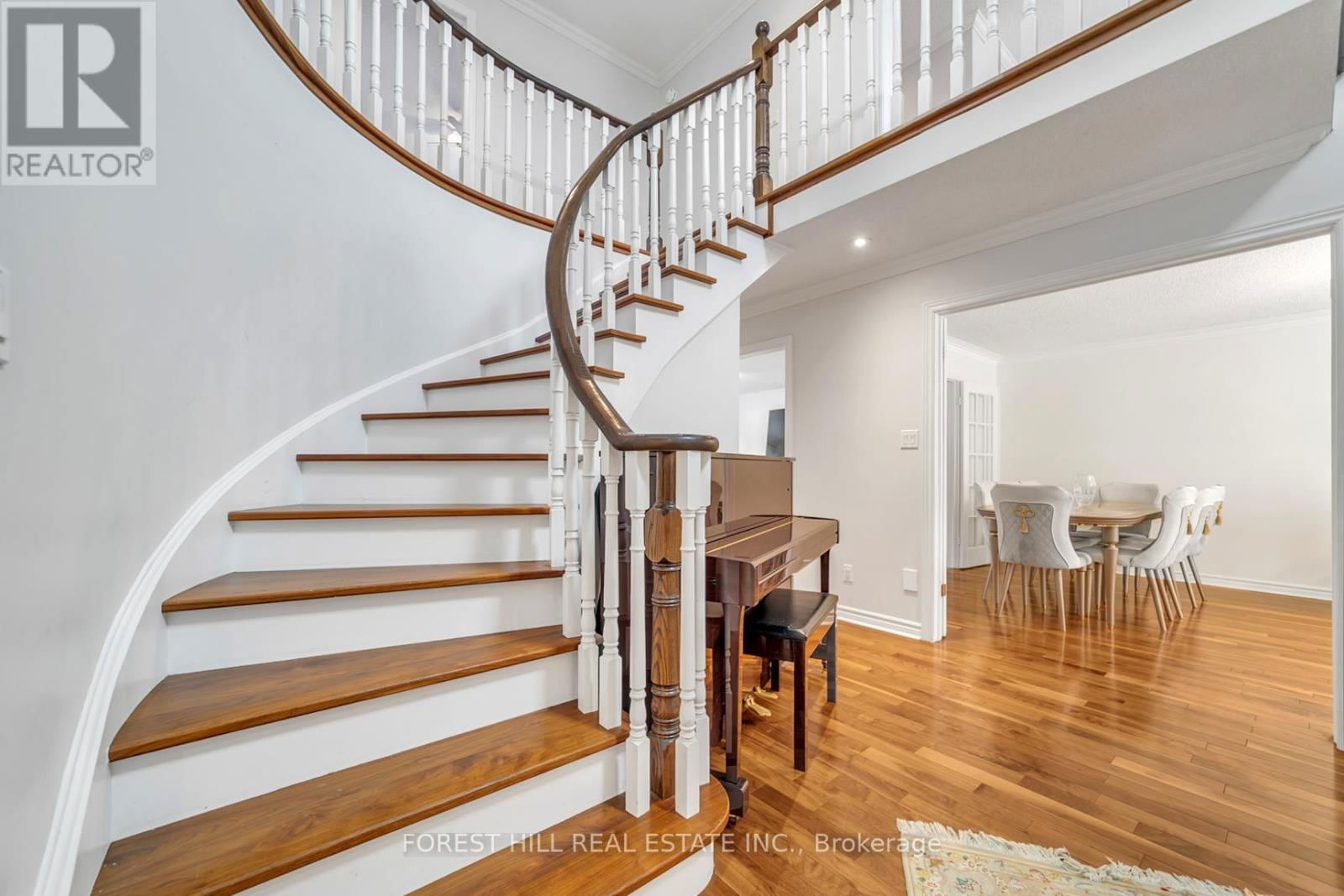 27 GROVEPARK STREET Image 24