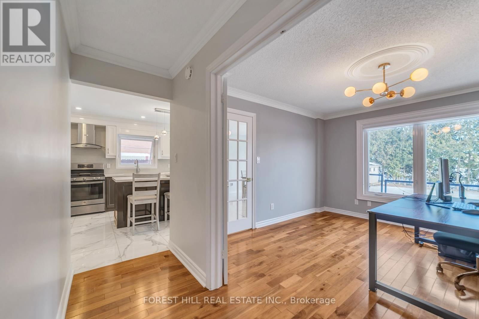 27 GROVEPARK STREET Image 25