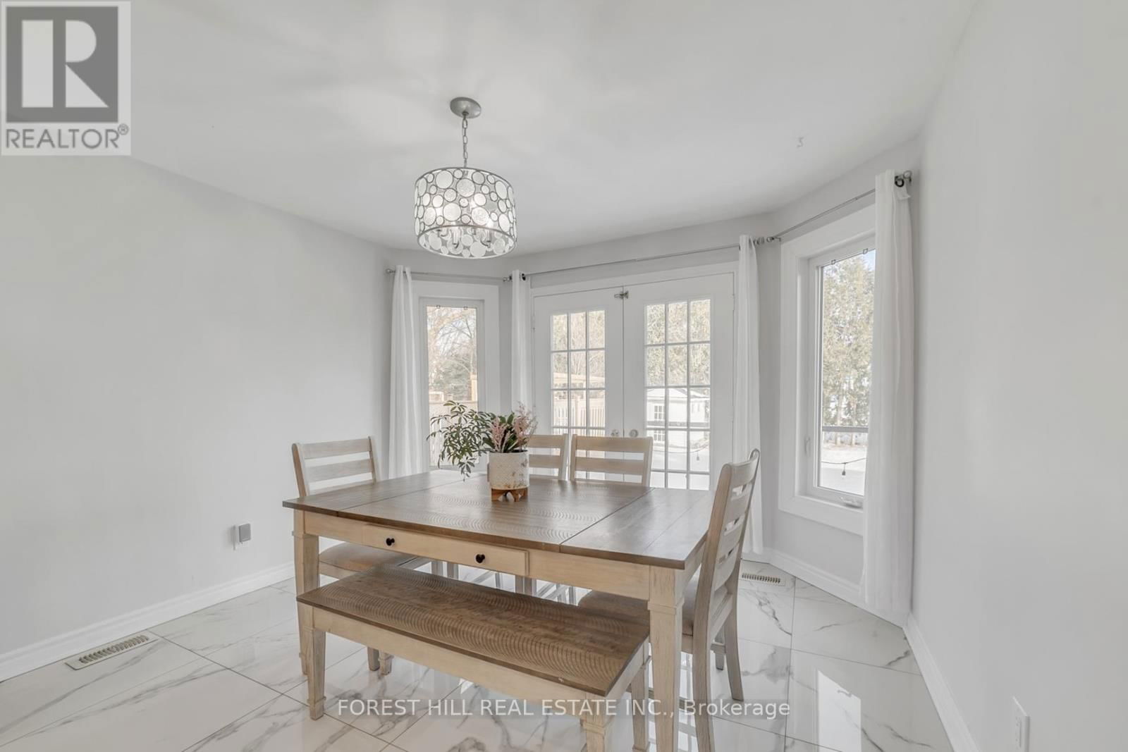 27 GROVEPARK STREET Image 32