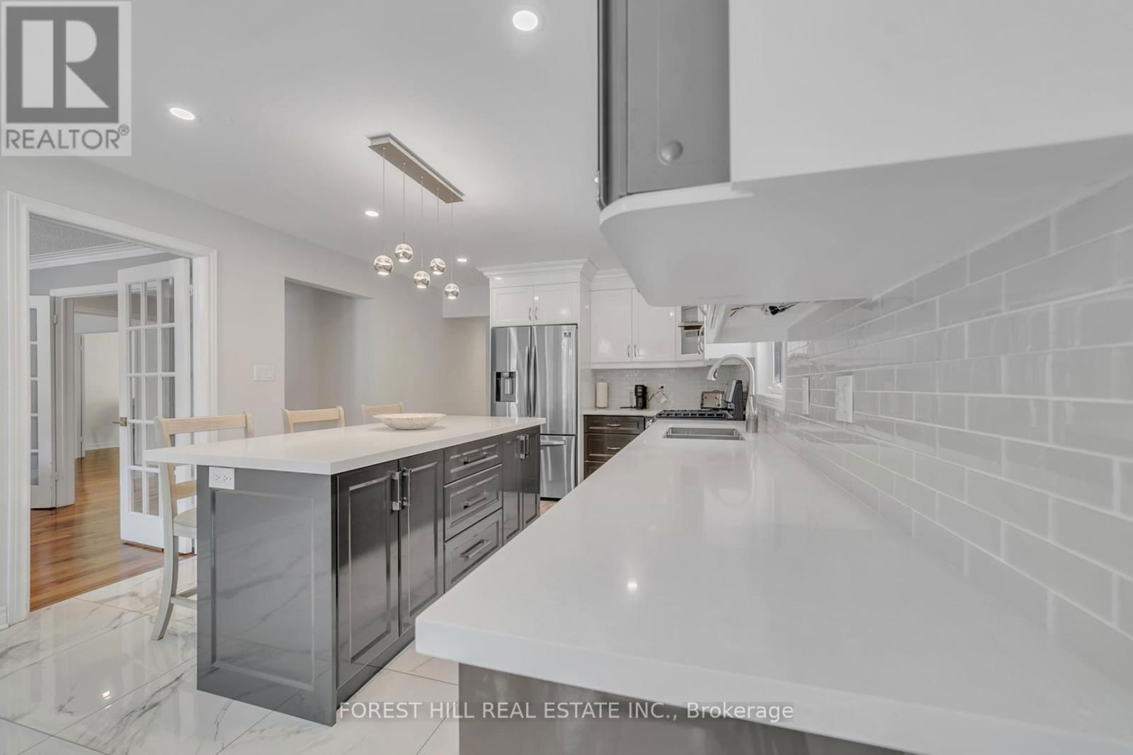 27 GROVEPARK STREET Image 35