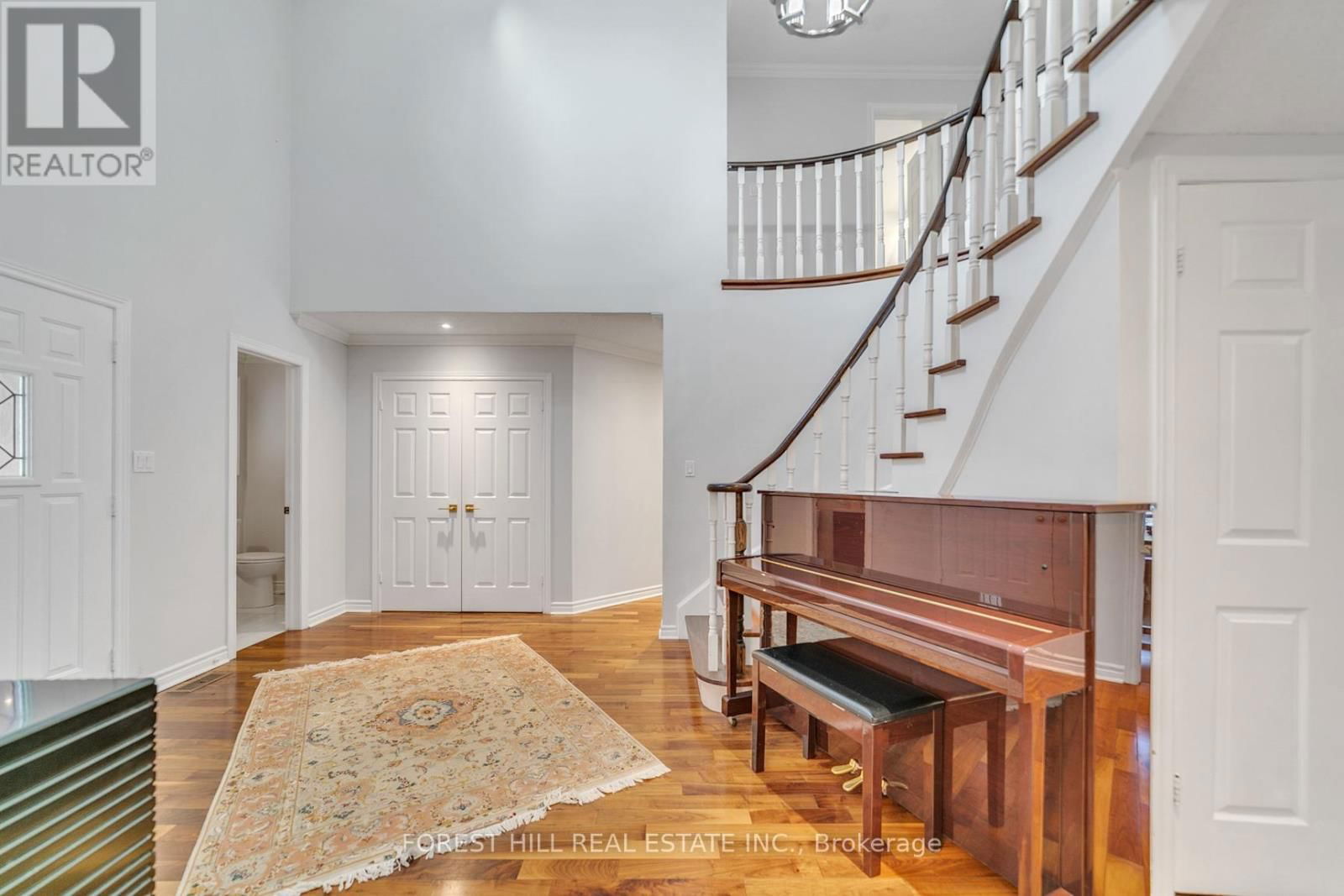 27 GROVEPARK STREET Image 4