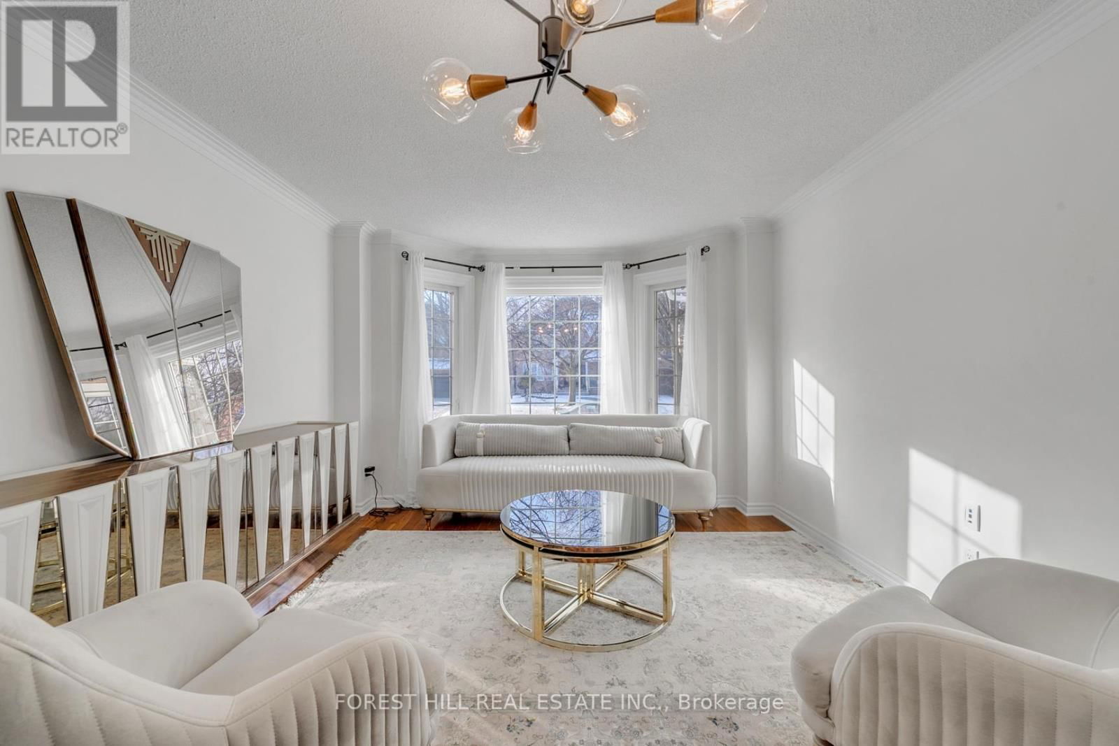 27 GROVEPARK STREET Image 9