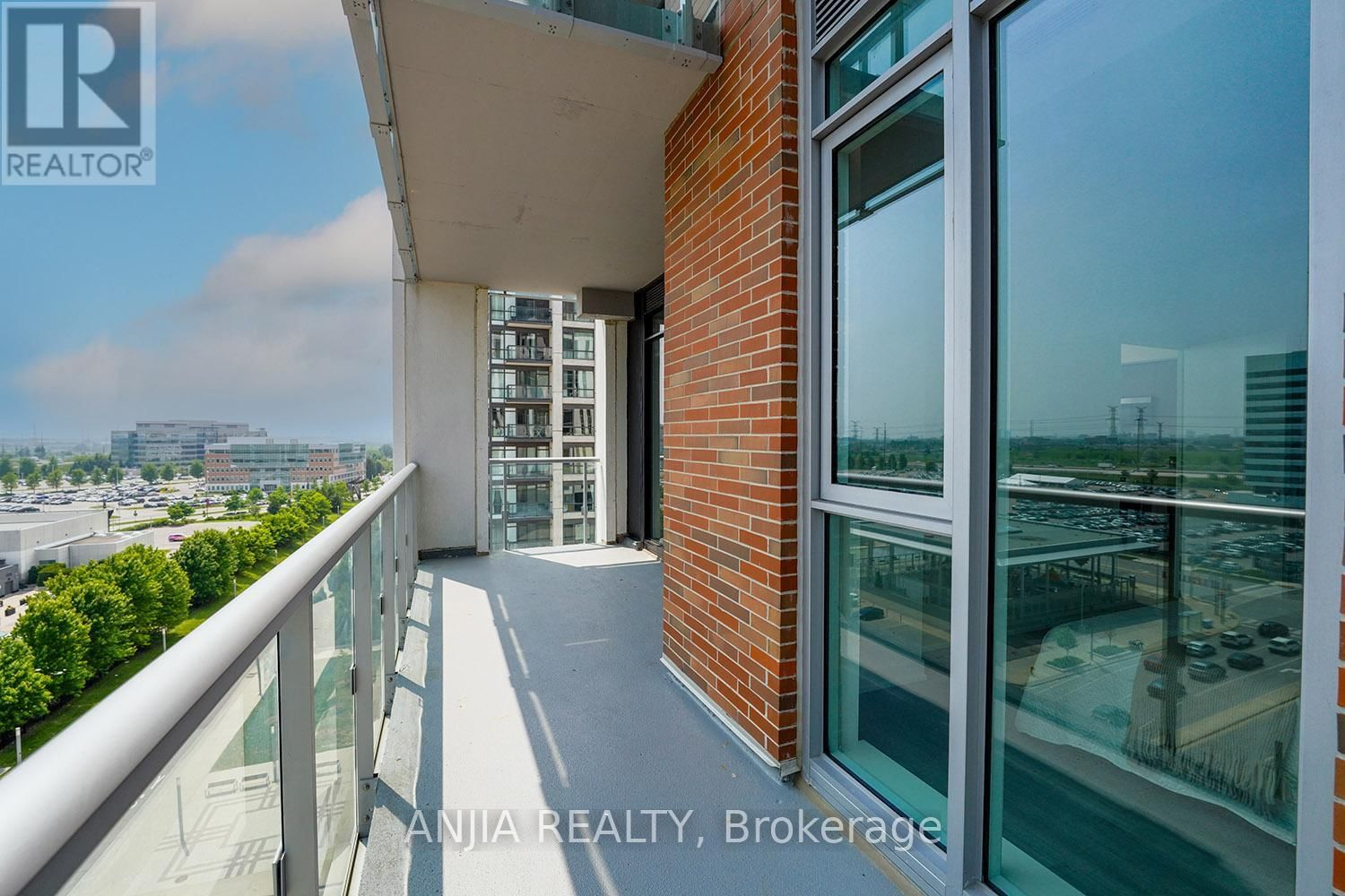 1019 - 8119 BIRCHMOUNT ROAD Image 15