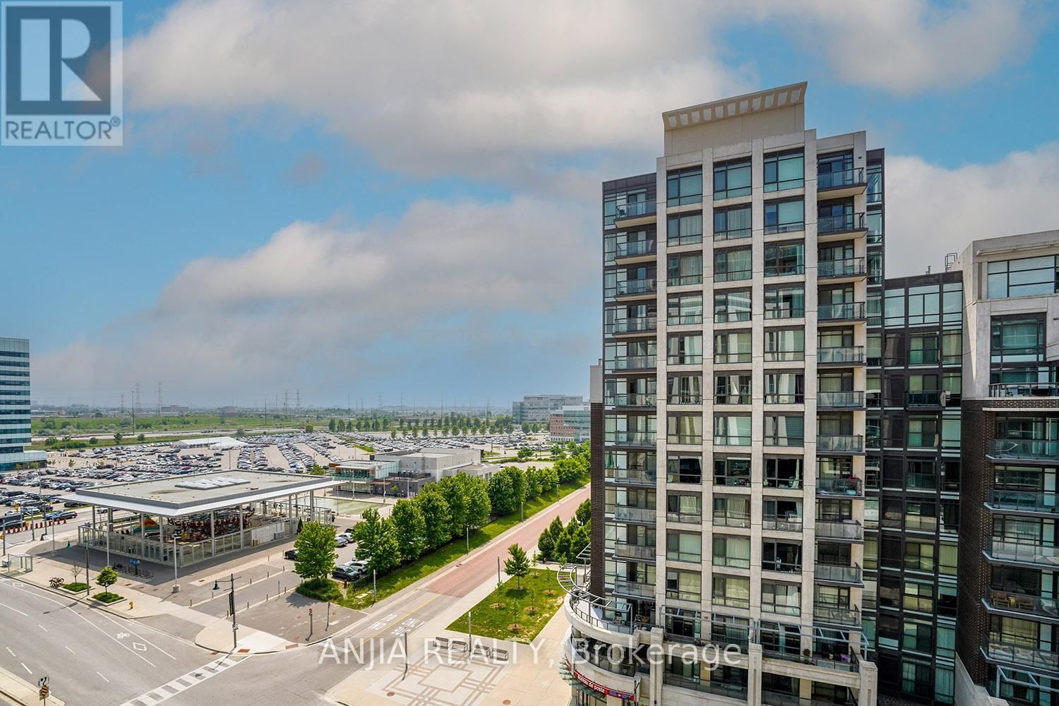 1019 - 8119 BIRCHMOUNT ROAD Image 18