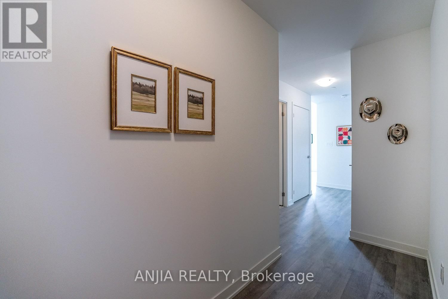 1019 - 8119 BIRCHMOUNT ROAD Image 5