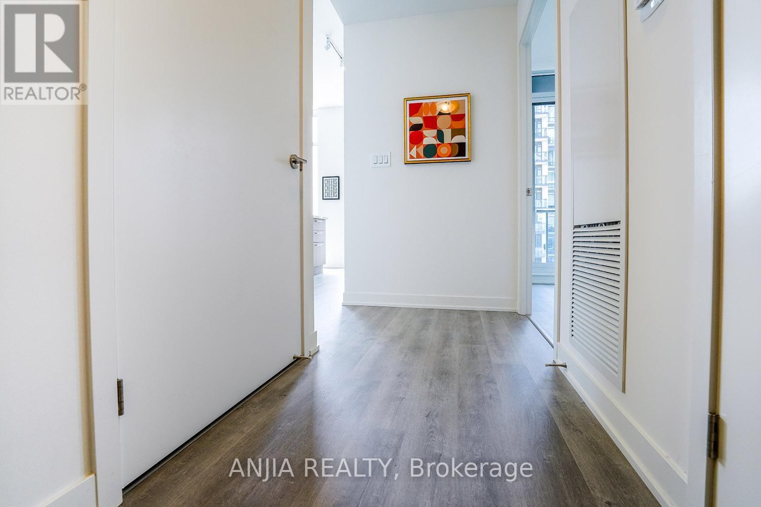 1019 - 8119 BIRCHMOUNT ROAD Image 8