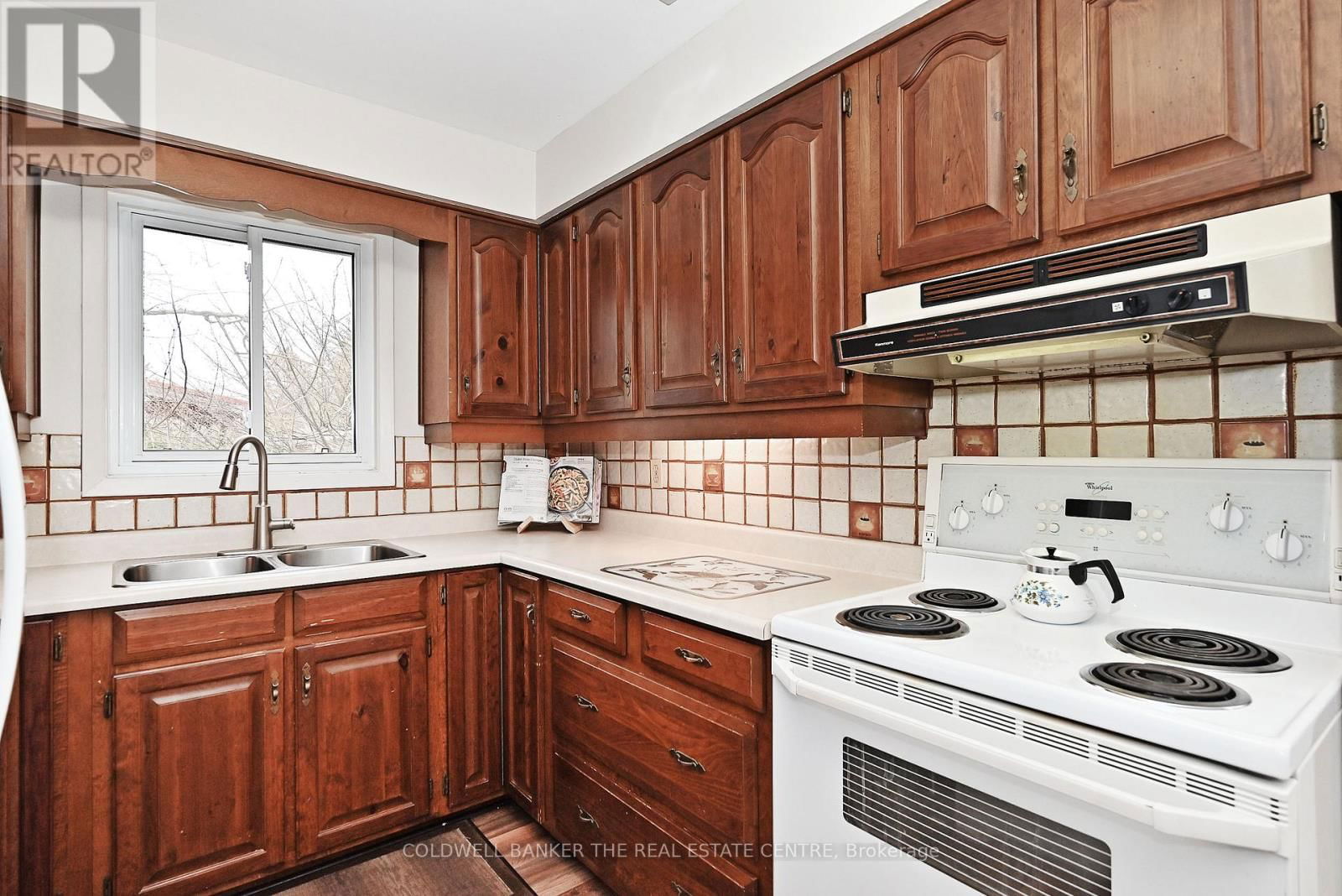31 SUNRISE STREET Image 13
