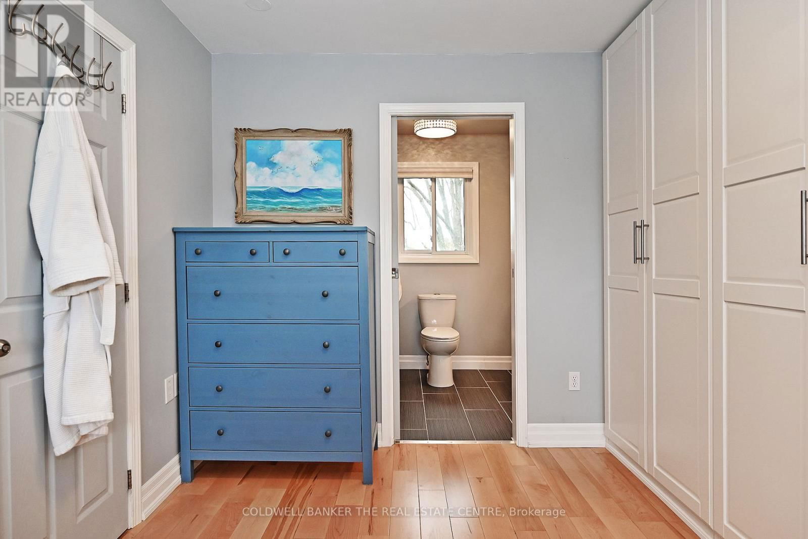 31 SUNRISE STREET Image 19