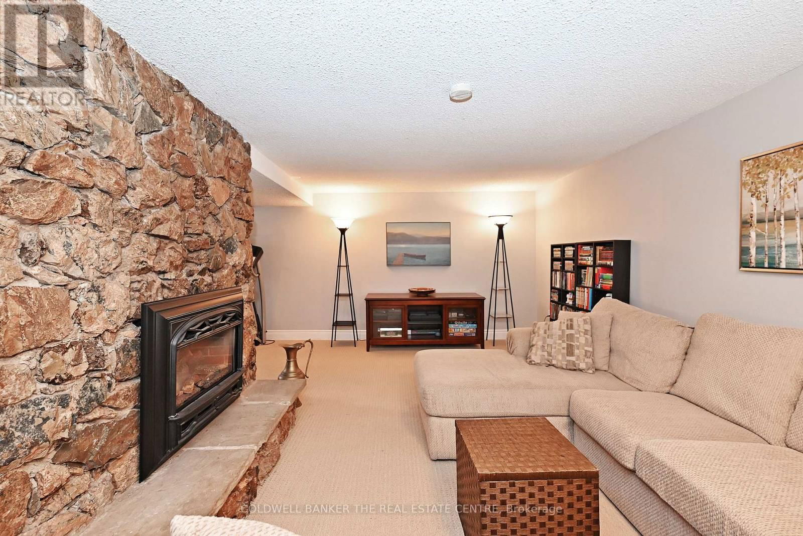 31 SUNRISE STREET Image 29
