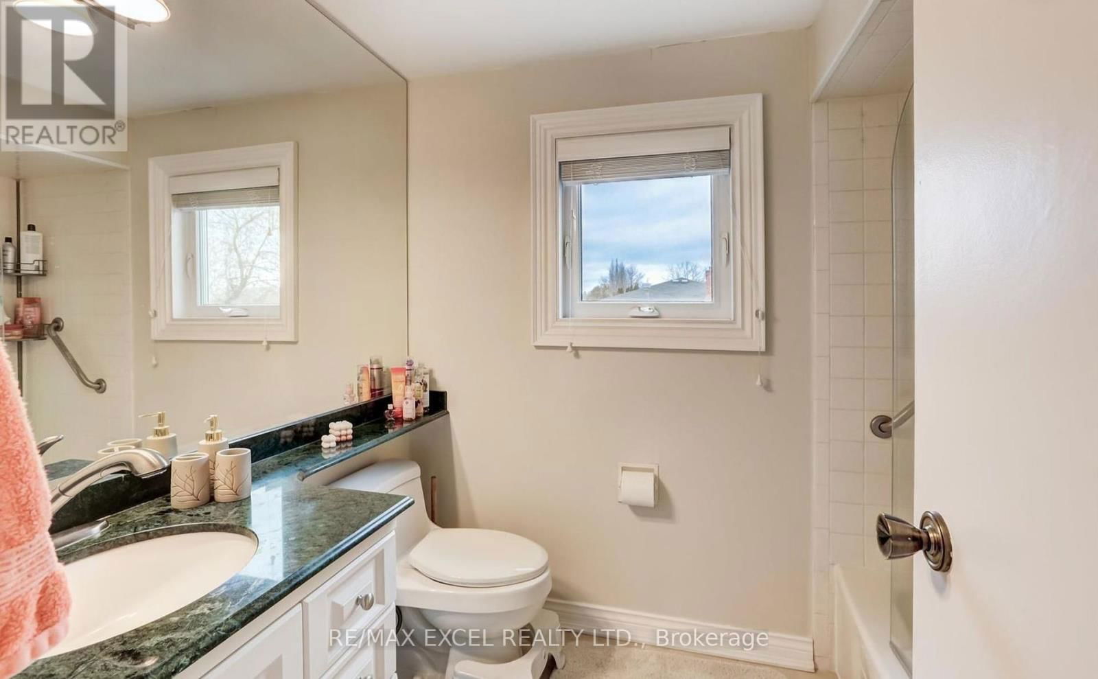 Main - 64 CARDINAL CRESCENT Image 17