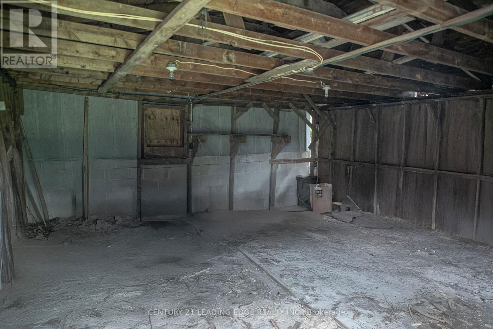 14376 JANE STREET Image 11