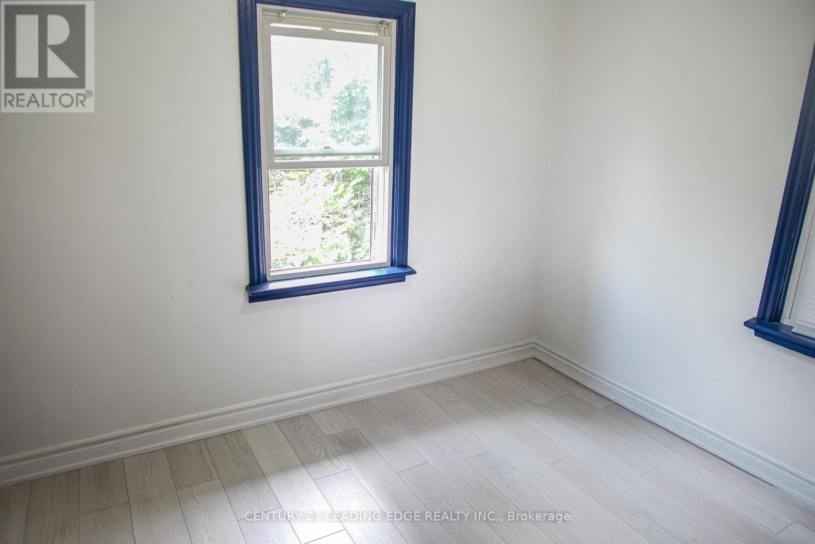 14376 JANE STREET Image 18