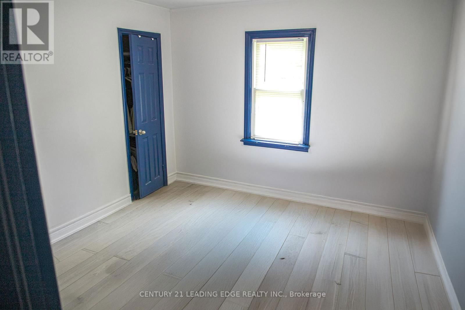 14376 JANE STREET Image 20