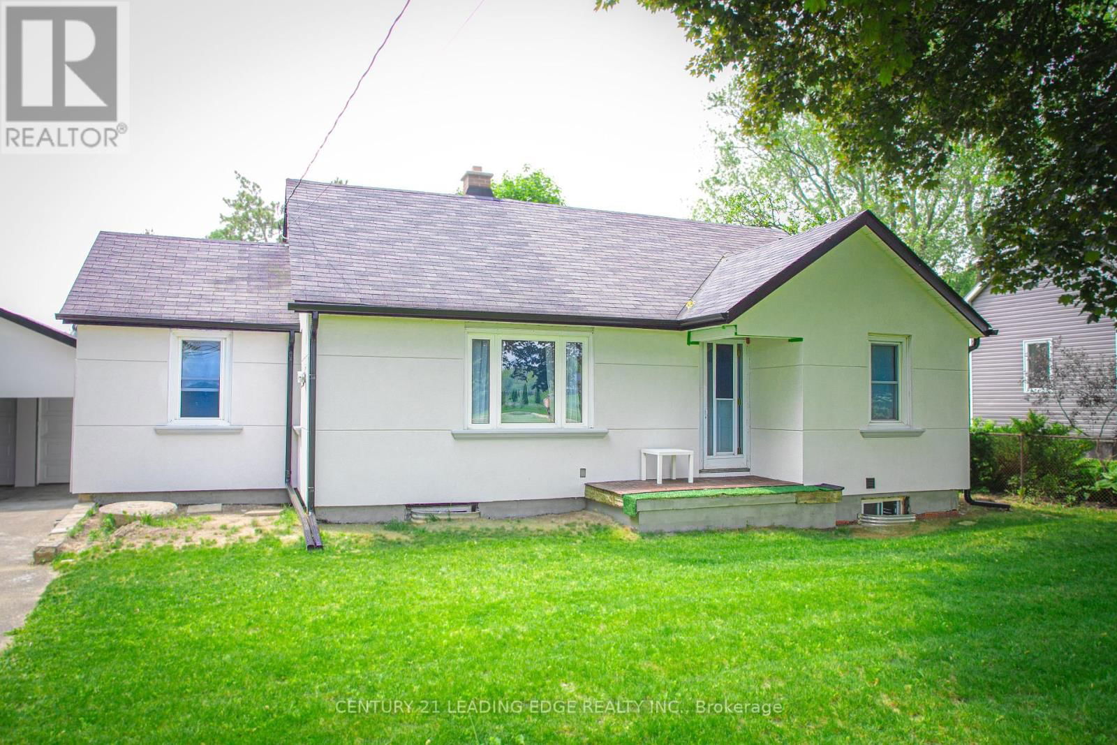14376 JANE STREET Image 3