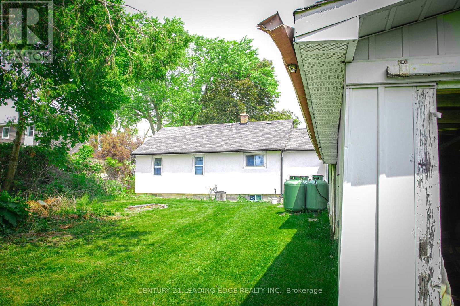 14376 JANE STREET Image 7