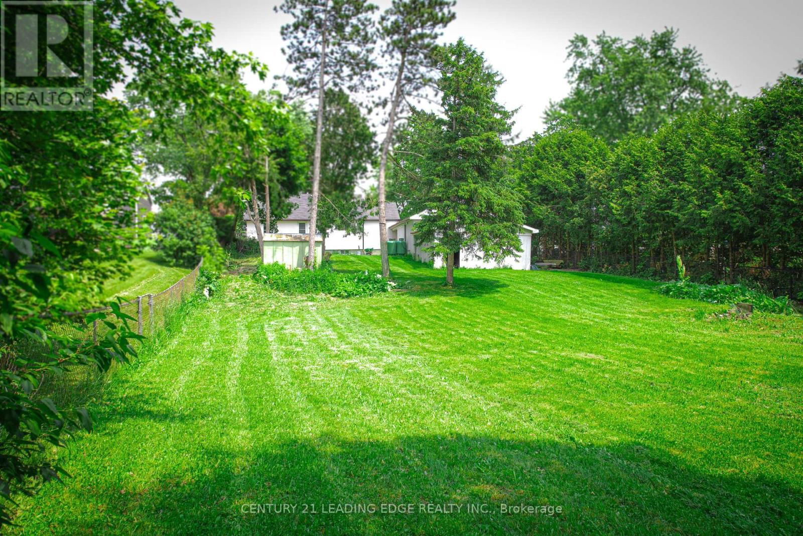 14376 JANE STREET Image 9