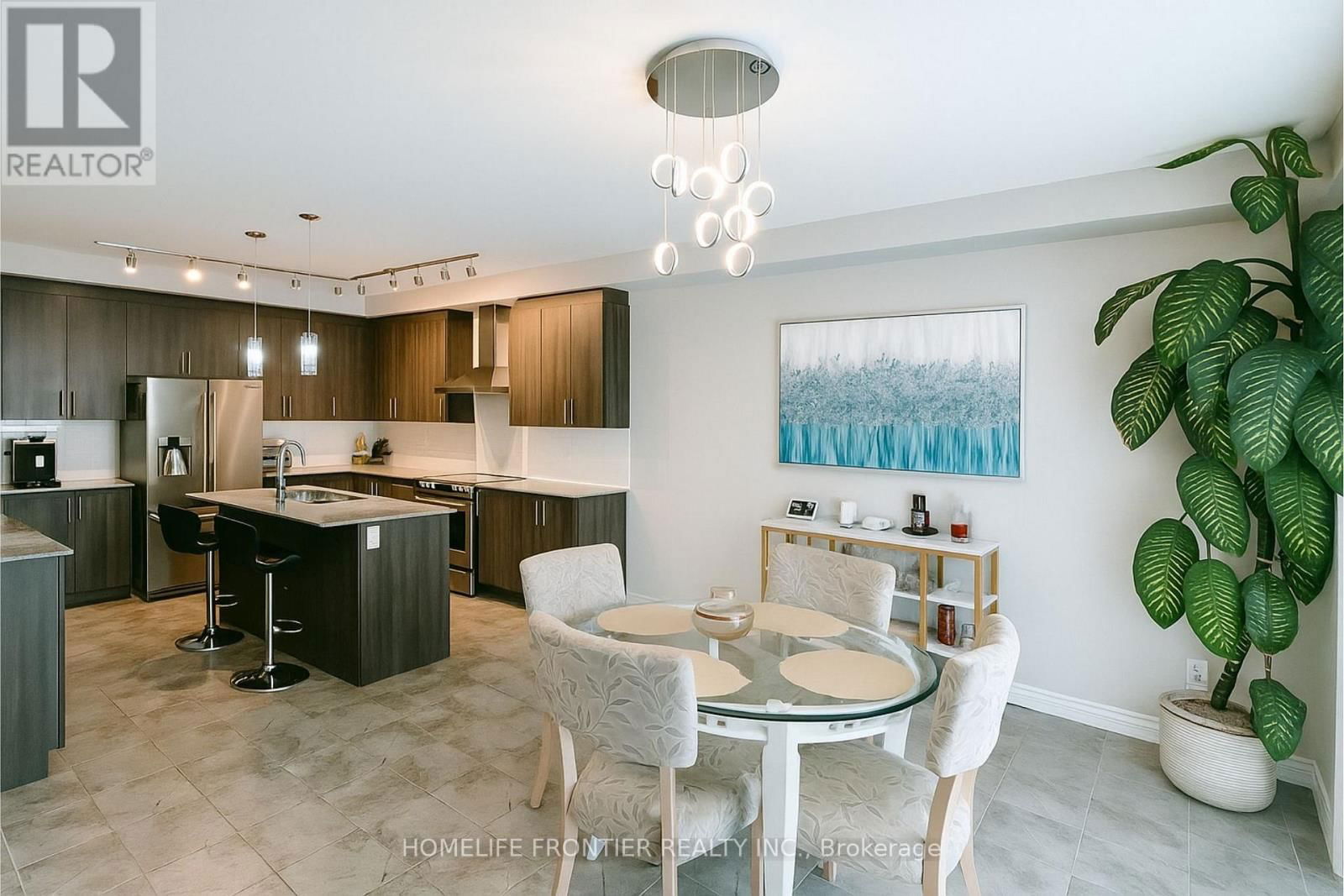 2063 WEBSTER BOULEVARD Image 2