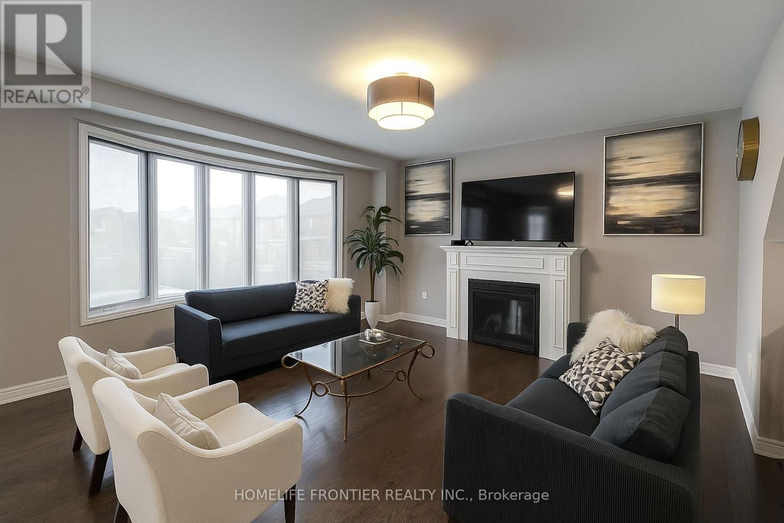 2063 WEBSTER BOULEVARD Image 3
