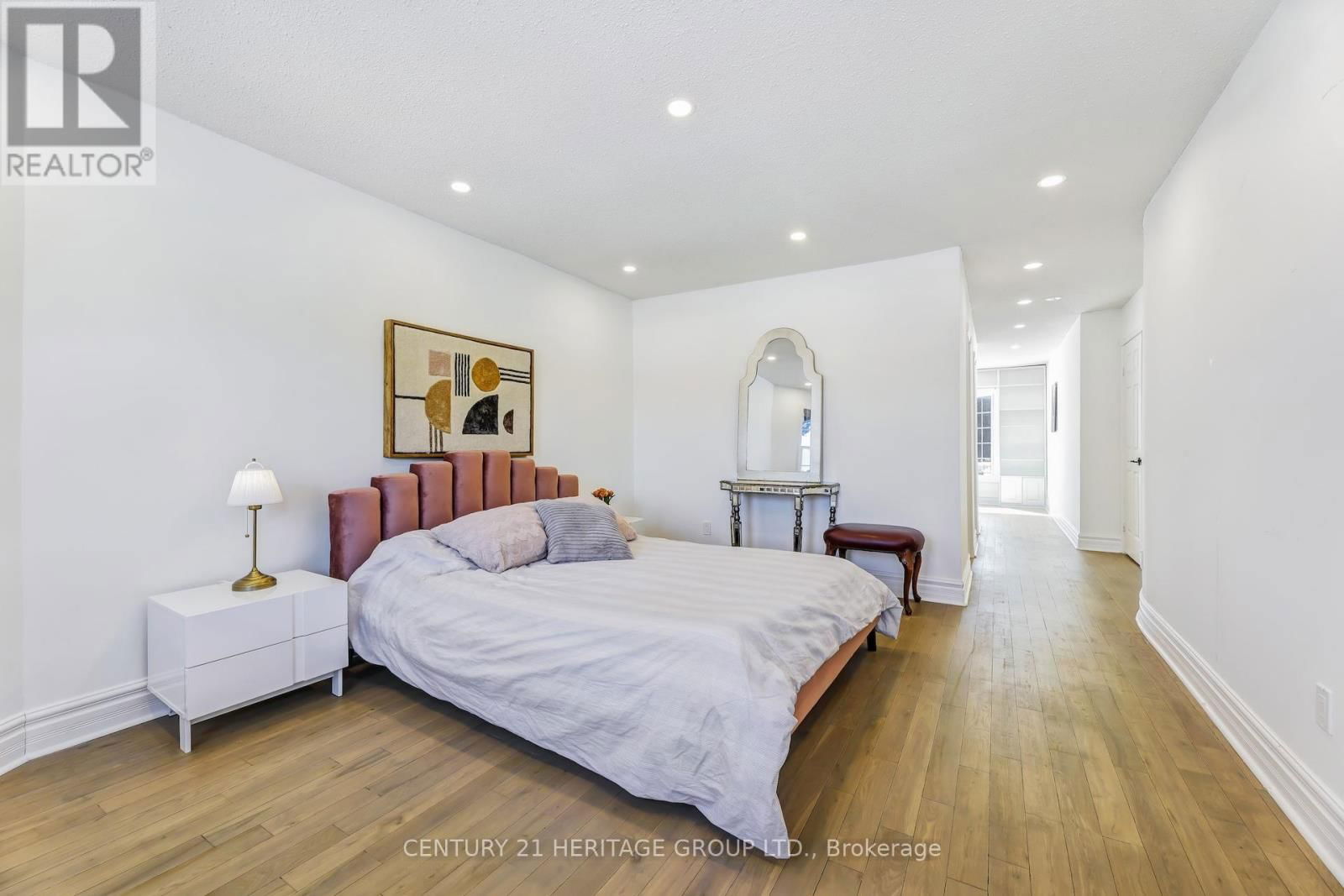 243 MURRAY DRIVE Image 27