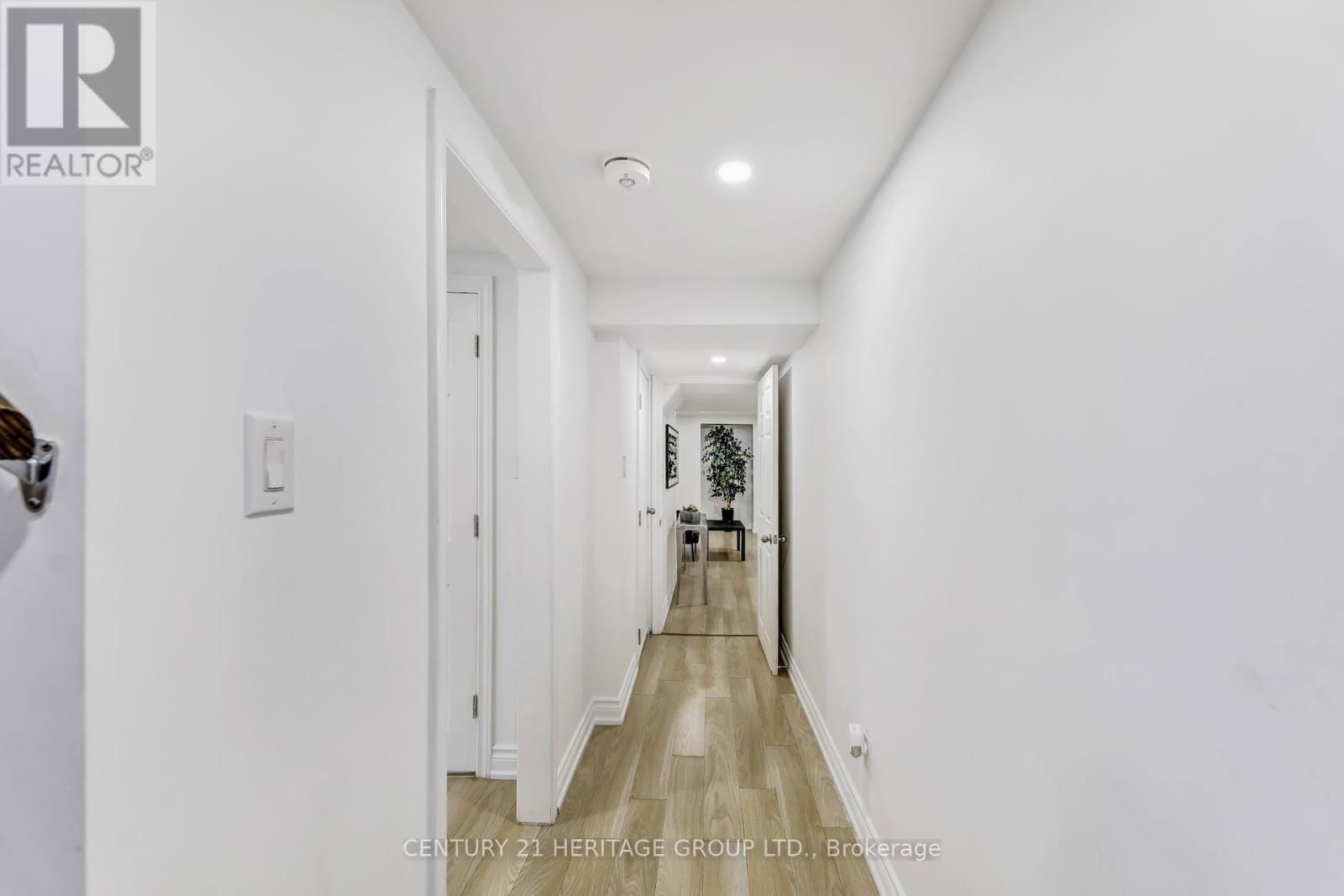 243 MURRAY DRIVE Image 34