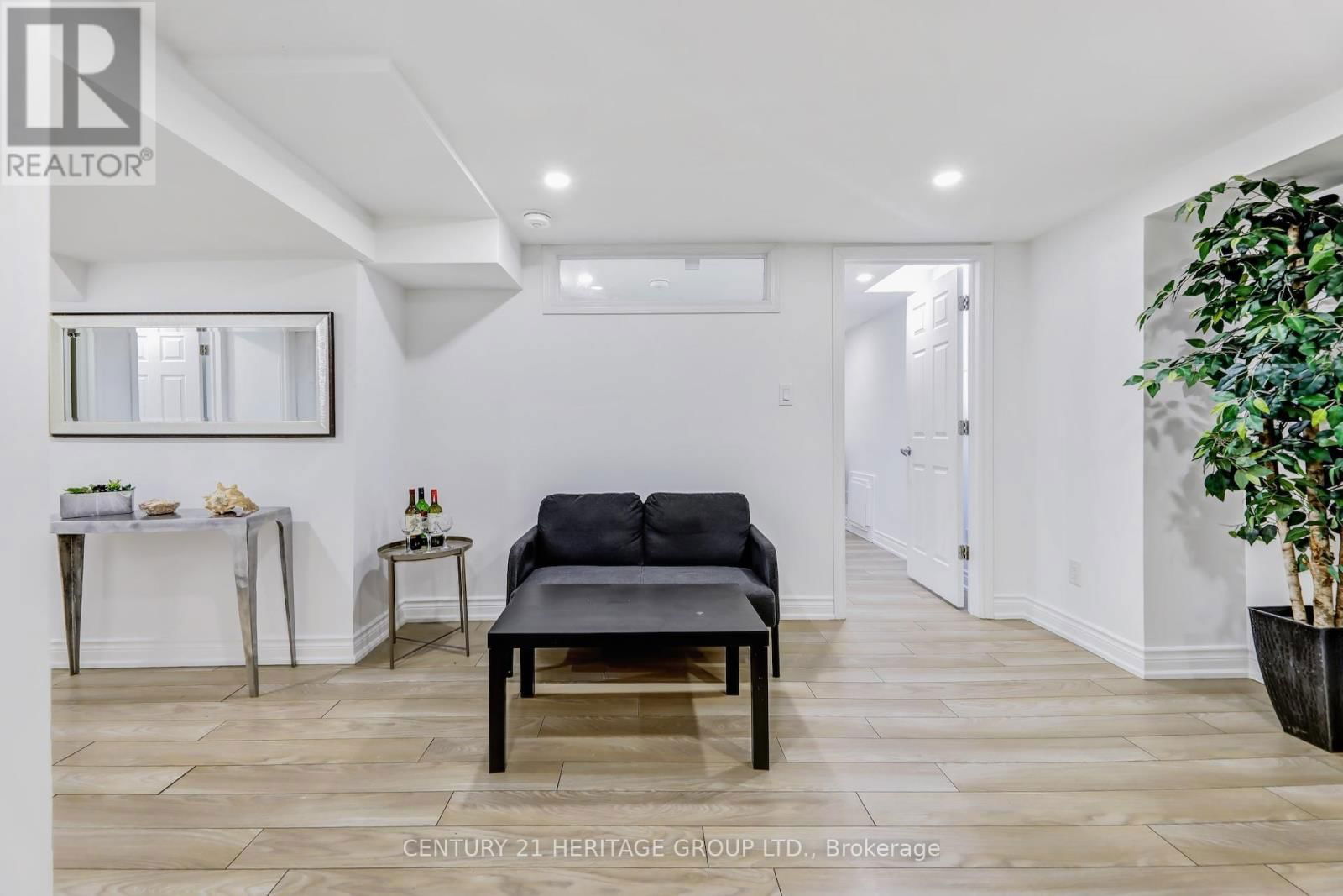 243 MURRAY DRIVE Image 39