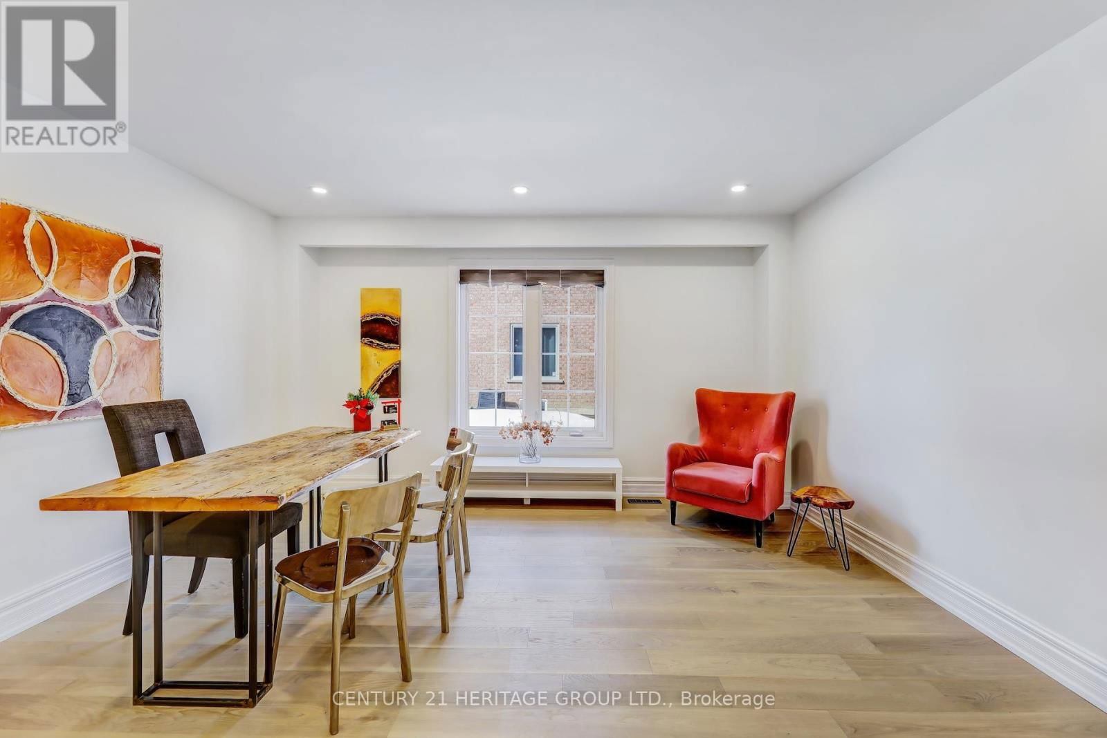 243 MURRAY DRIVE Image 4