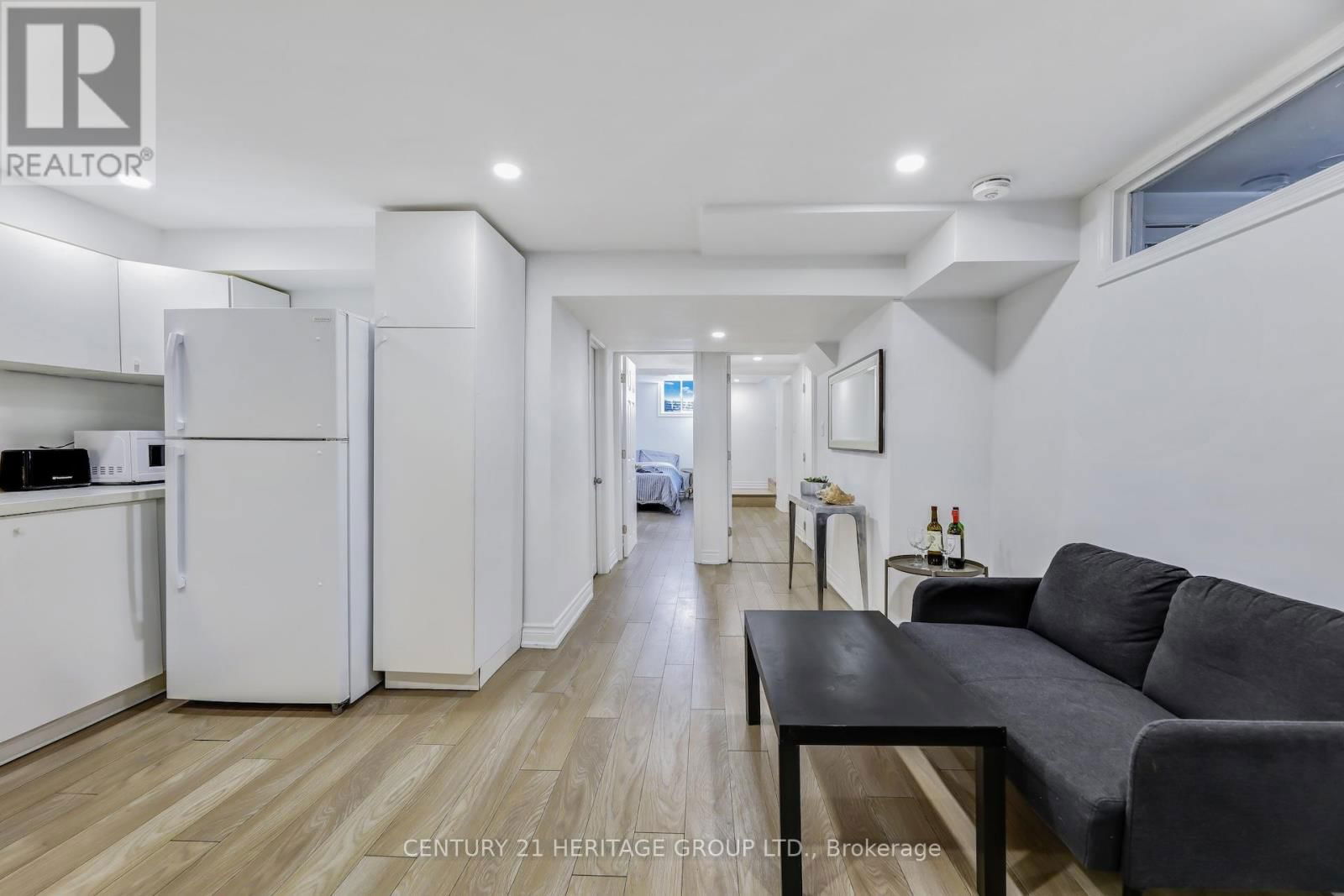 243 MURRAY DRIVE Image 42