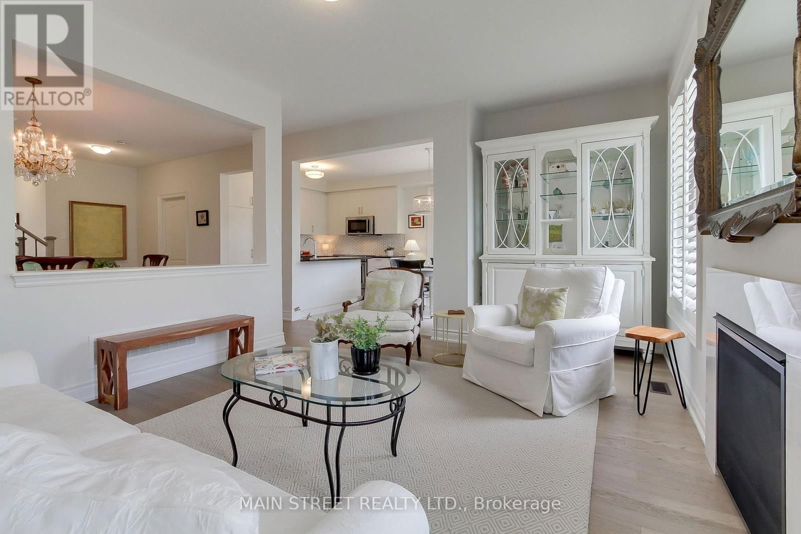 58 SHARONVIEW CRESCENT Image 16
