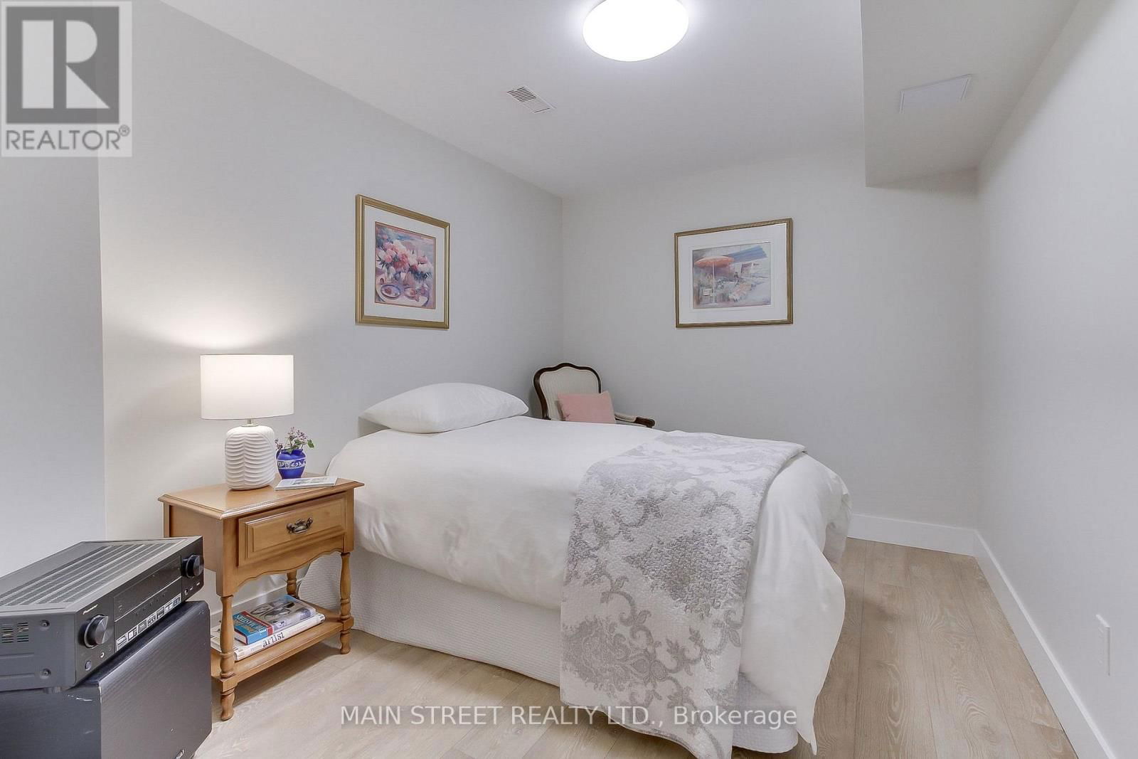 58 SHARONVIEW CRESCENT Image 35