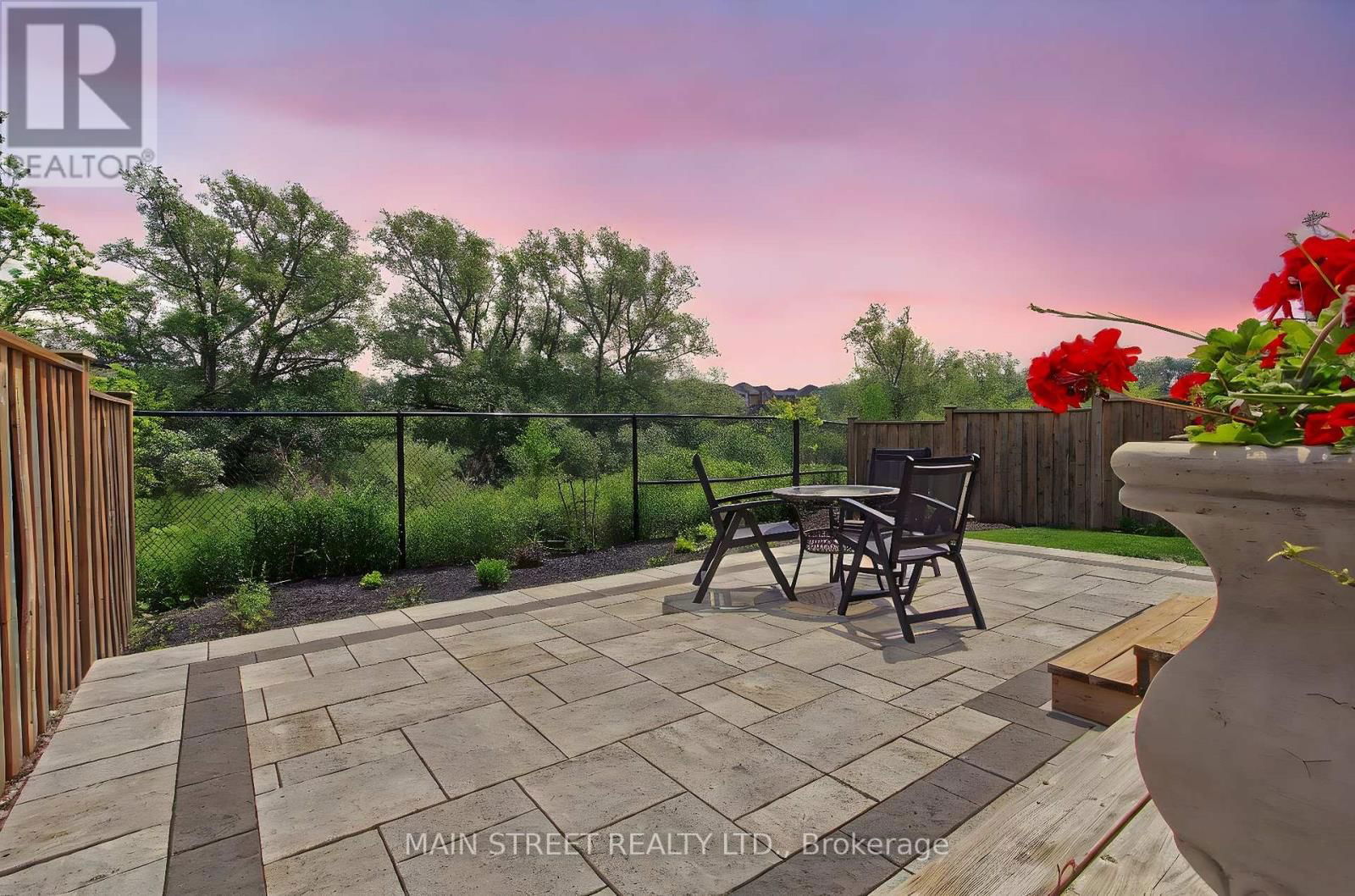 58 SHARONVIEW CRESCENT Image 37