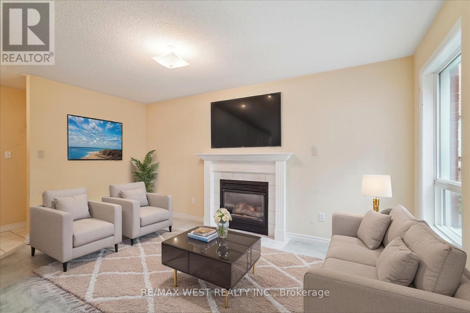 204 MILLARD STREET Image 2