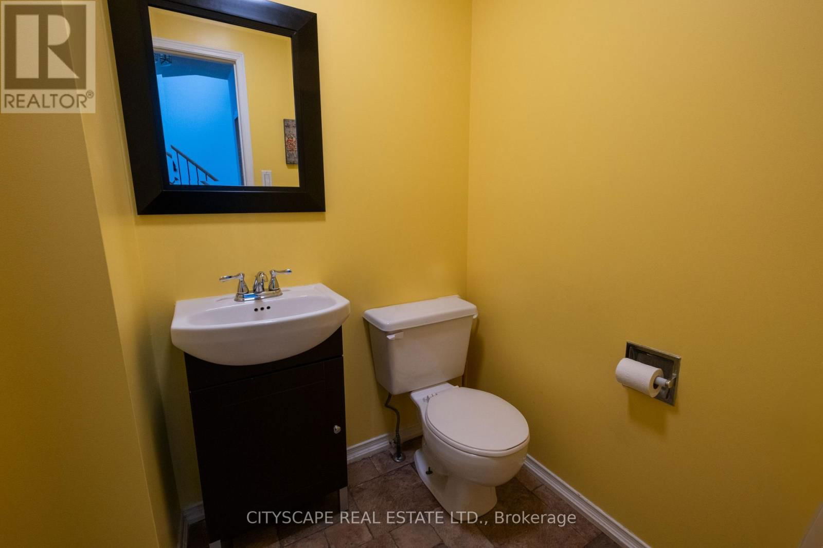 2176 FERGUSON STREET Image 11