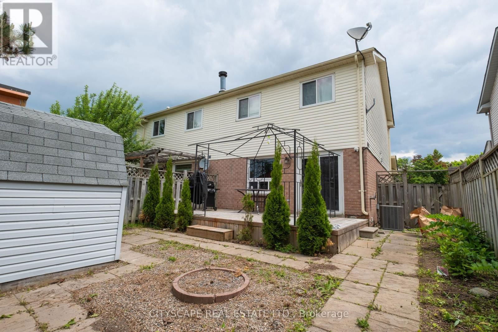 2176 FERGUSON STREET Image 27