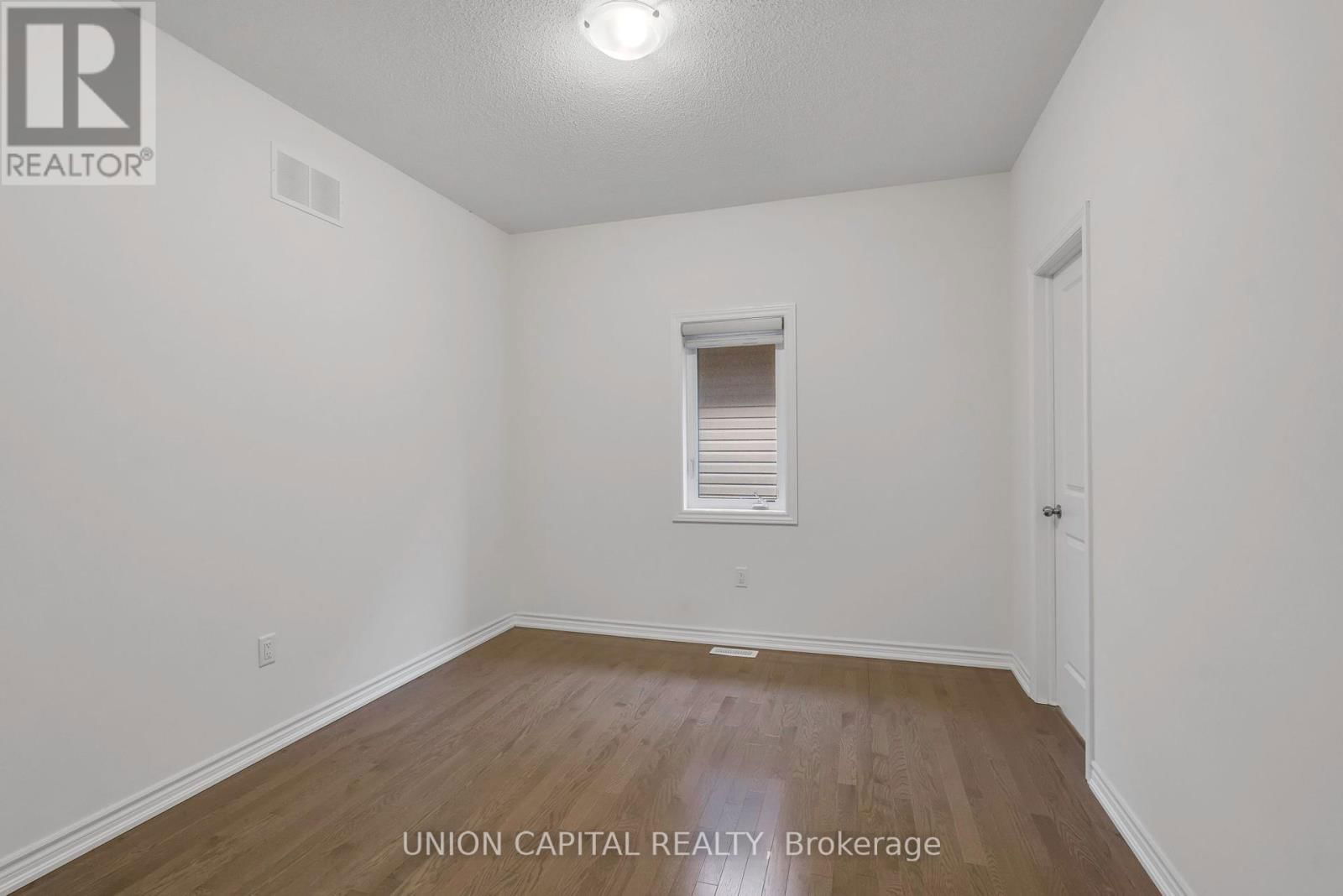 123 HALLDORSON AVENUE Image 29