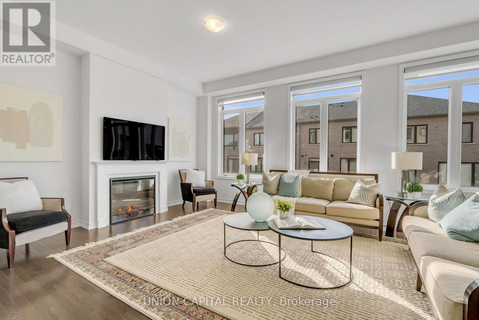 123 HALLDORSON AVENUE Image 7