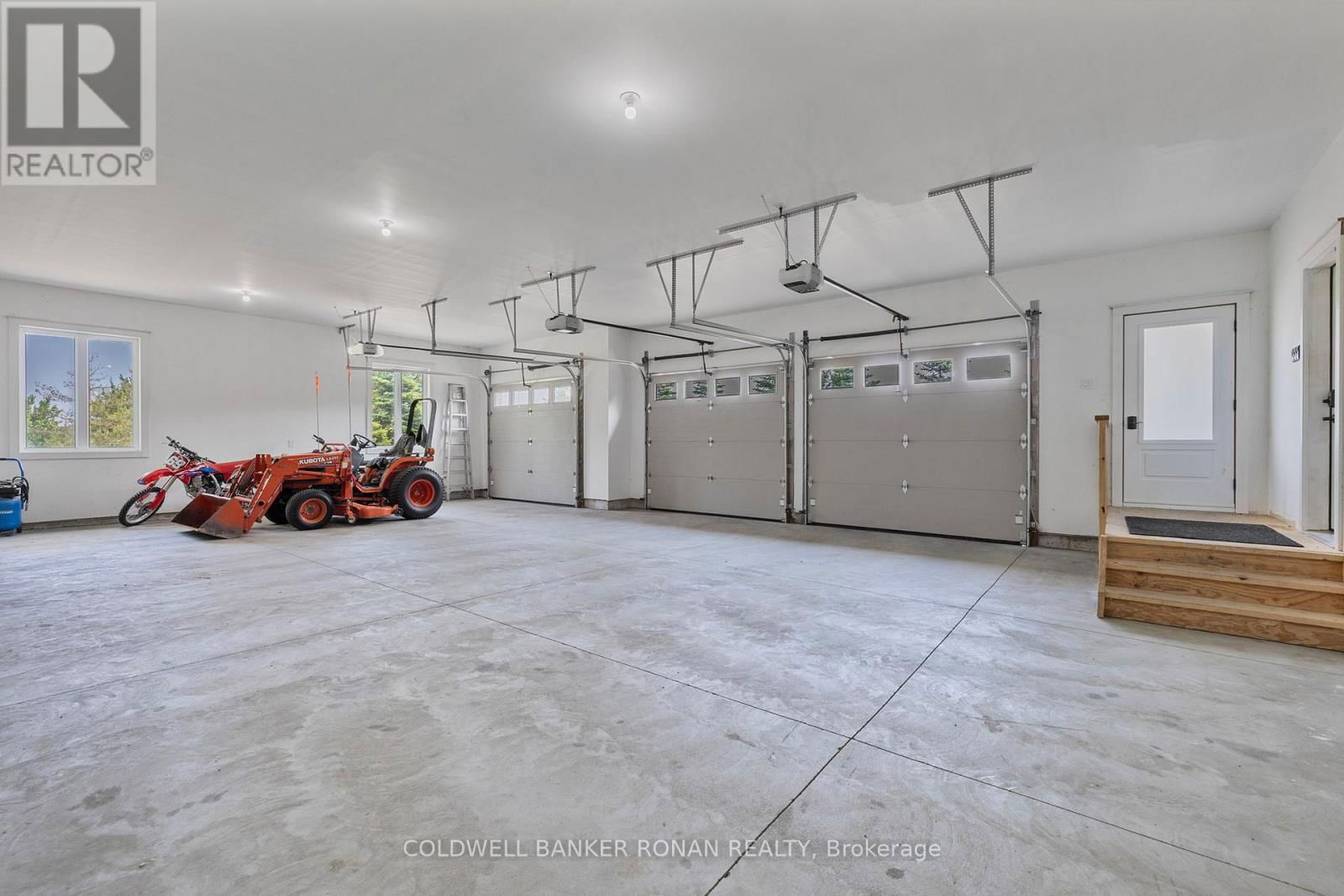 6511 2ND LINE Image 34