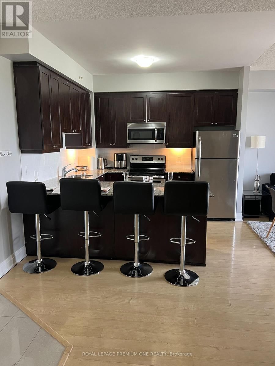706 - 24 WOODSTREAM BOULEVARD Image 4