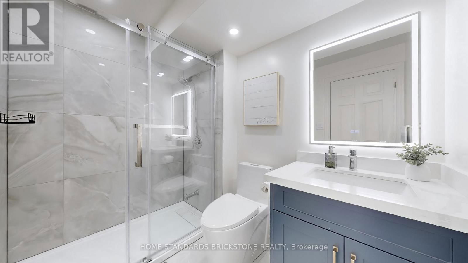 20 BROWNSTONE CIRCLE Image 25