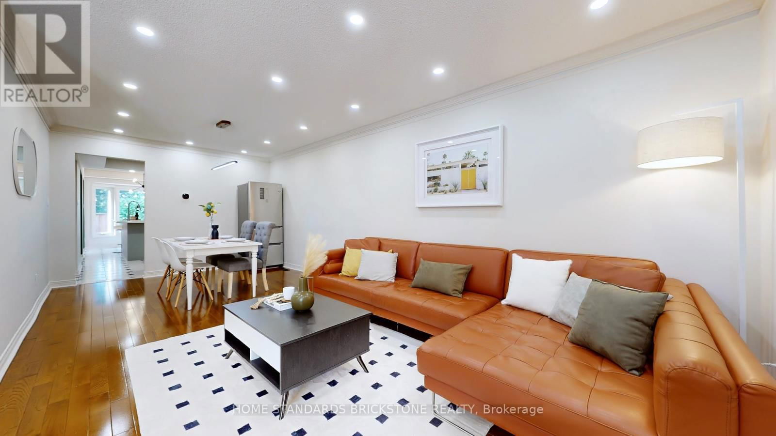 20 BROWNSTONE CIRCLE Image 3