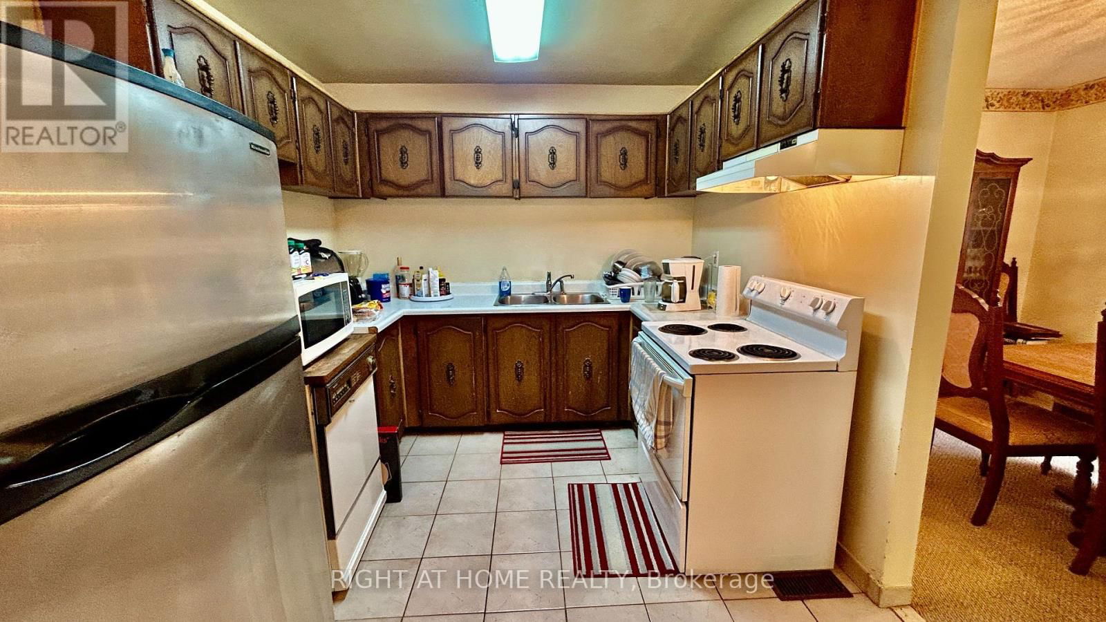 327 - 26 NILES WAY Image 11