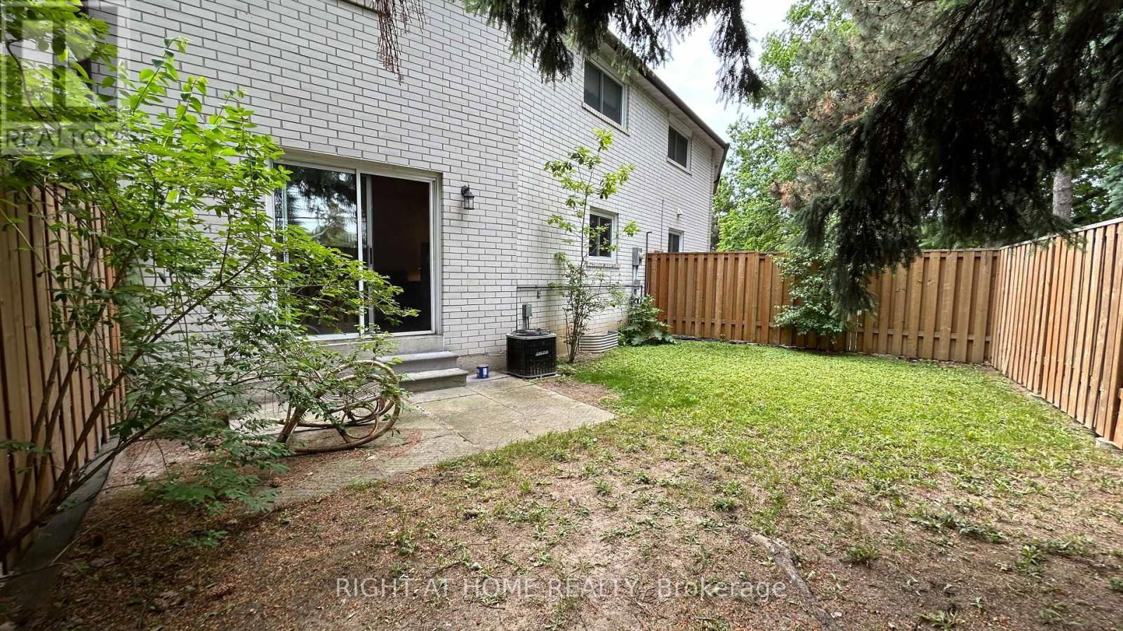 327 - 26 NILES WAY Image 3