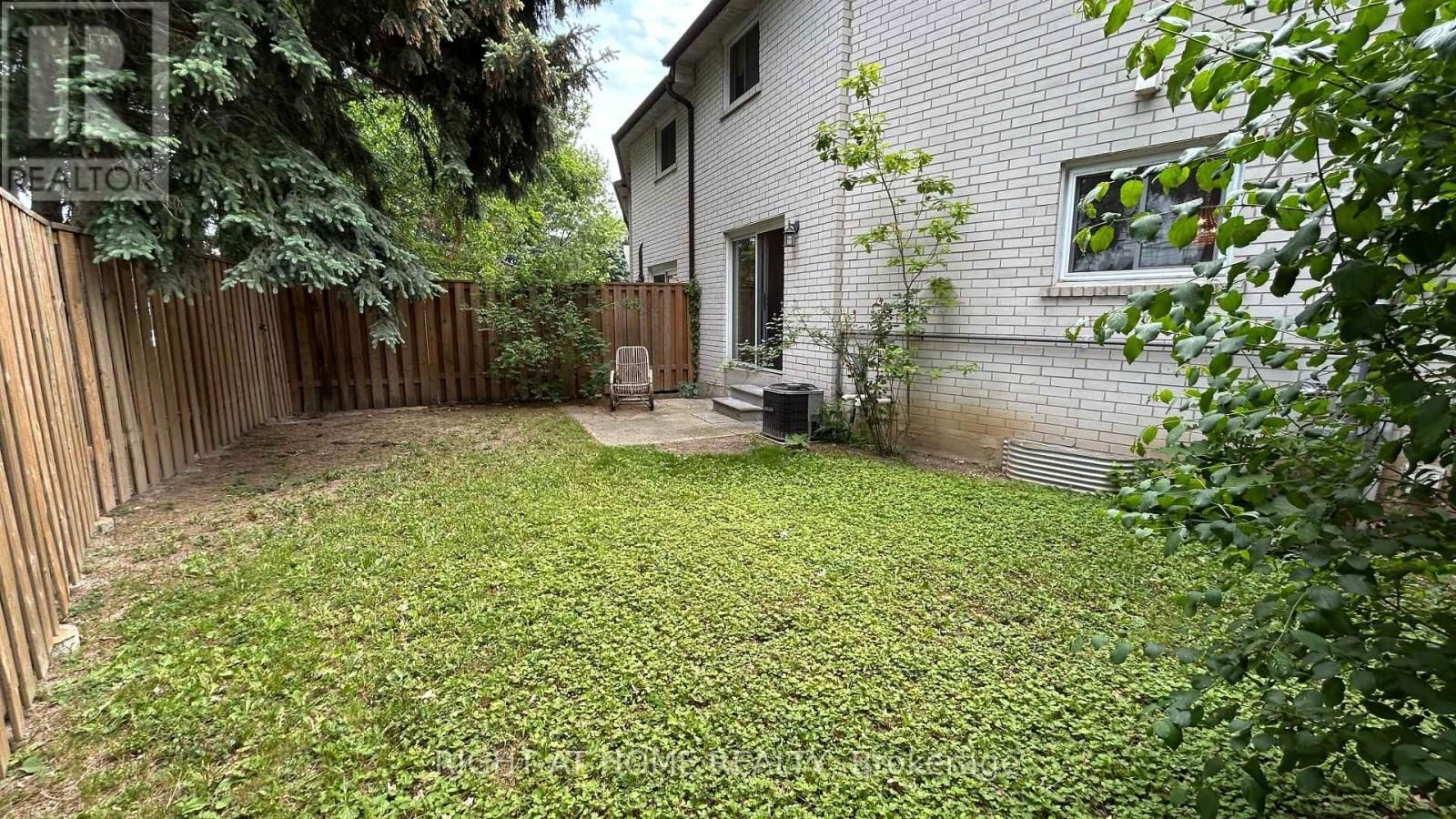327 - 26 NILES WAY Image 4
