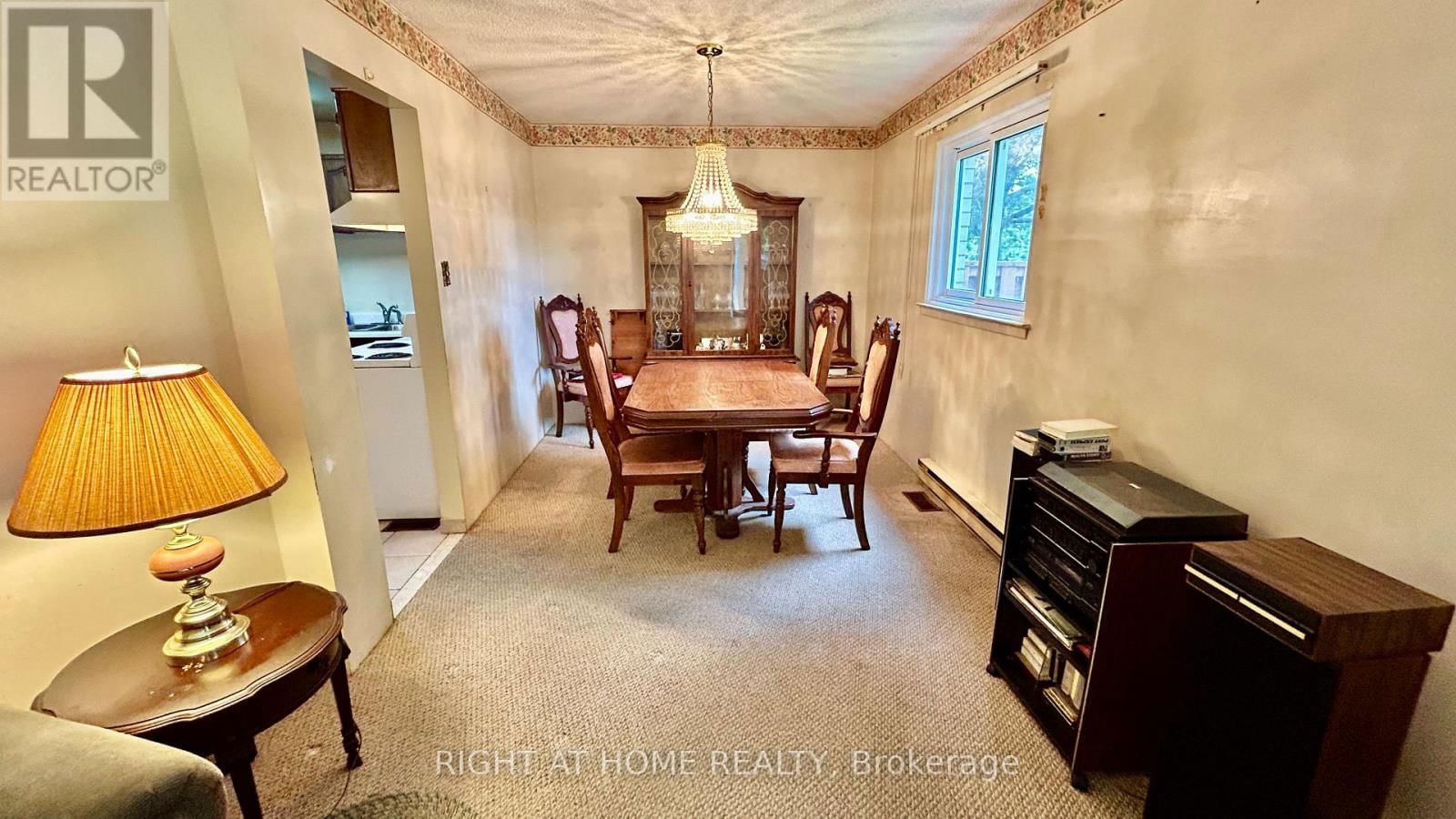 327 - 26 NILES WAY Image 7