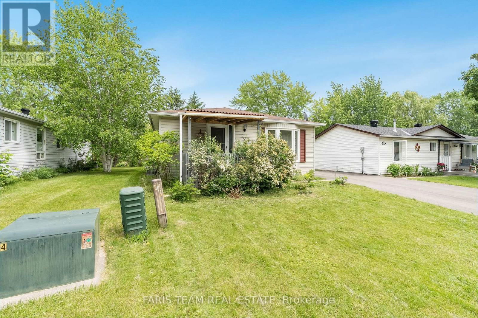 29 ROYAL OAK DRIVE Image 2