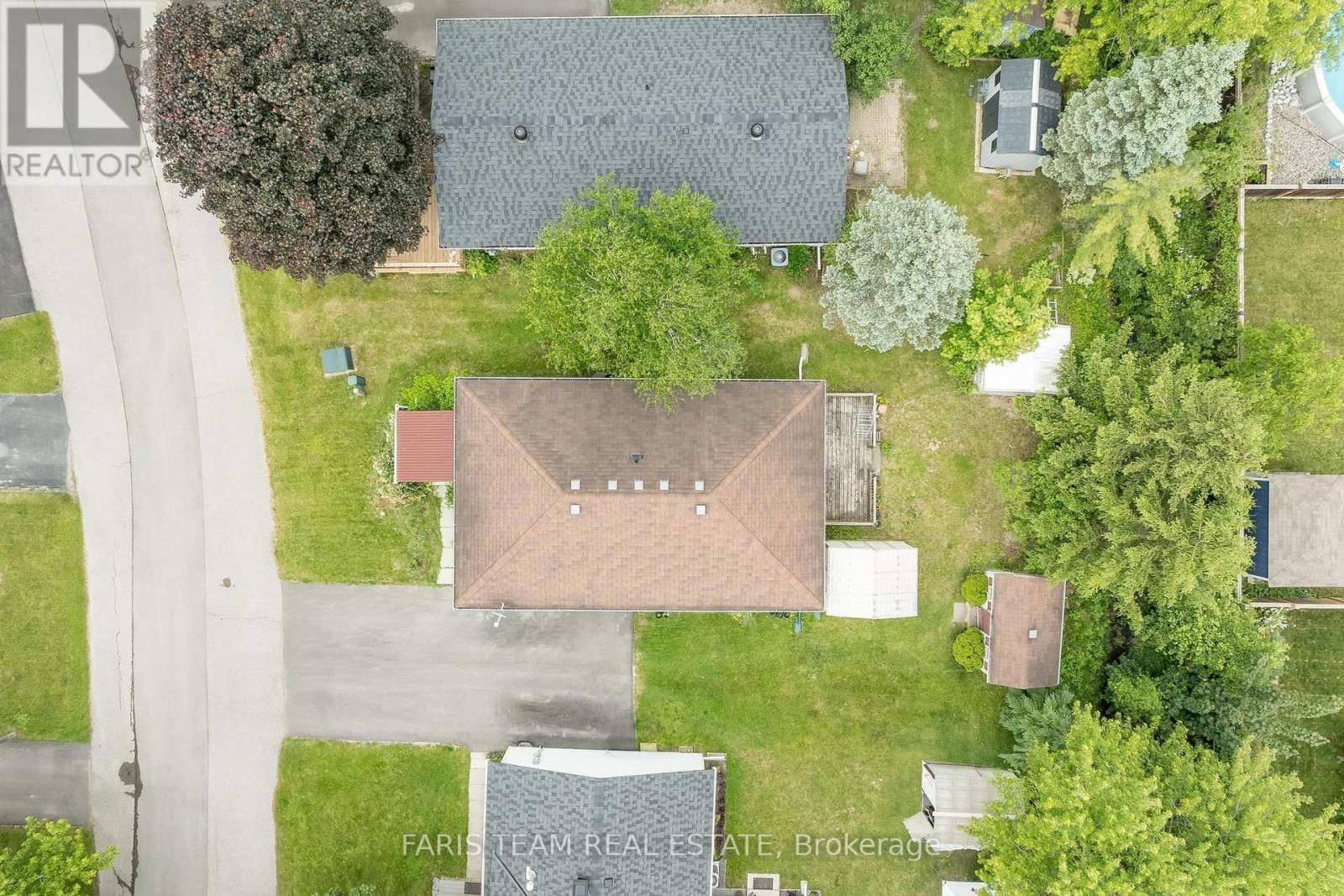 29 ROYAL OAK DRIVE Image 9