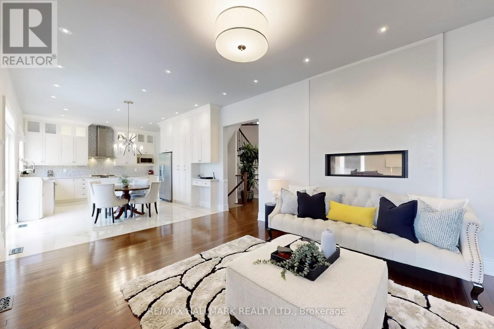 27 EMERALD HEIGHTS DRIVE Image 15